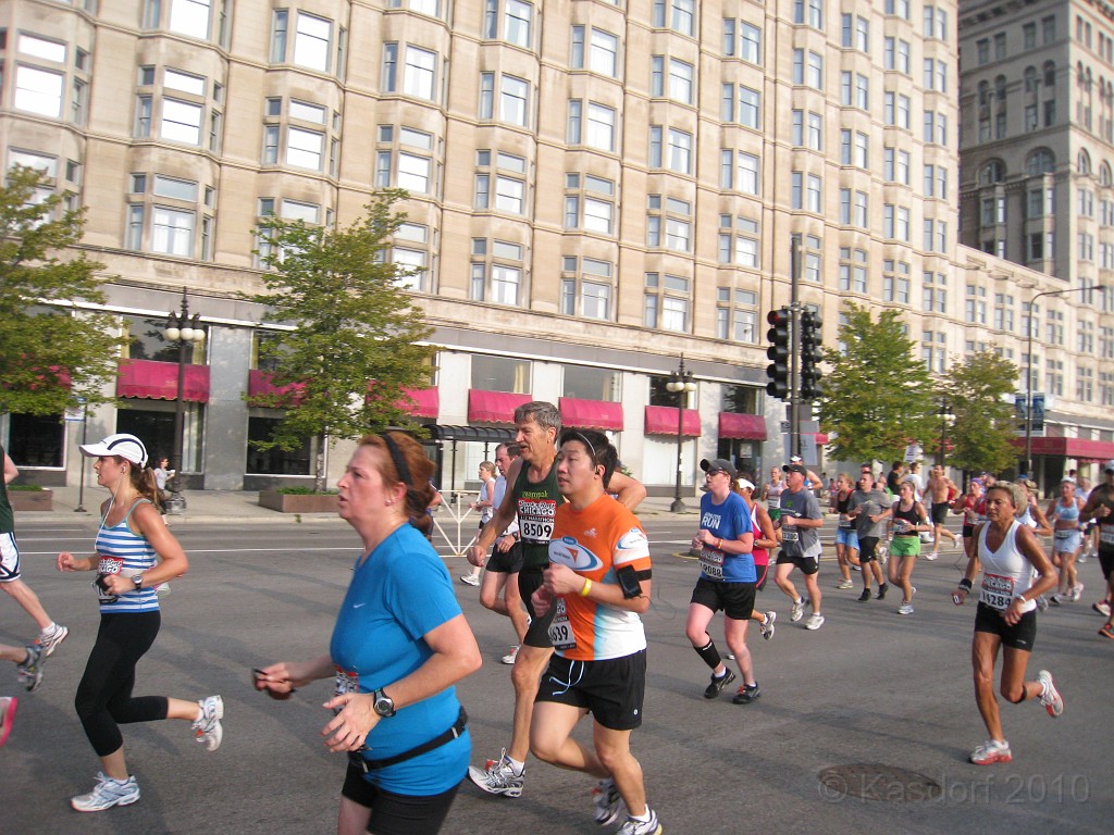 Chicago Rock N Roll 2010 0479.jpg - The Chicago Rock 'N Roll Half Marathon was held on August 1, 2010. A beautiful day, but hot, and a lousy race.